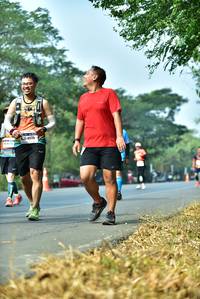 BIB: 41775
                            <button type="button" onclick="openModal(10123672)" class="btn btn-primary btn-sm float-right btn-popup" data-toggle="modal" data-target=".modal-high-quality">
                        <i class="fas fa-shopping-cart"></i> Add to Cart
                    </button>
                                            <button type="button" onclick="isThisMe(10123672, true)" class="btn btn-success btn-sm float-right btn-popup btn-isme hidden" data-toggle="tooltip" data-placement="bottom" title="นี่คือรูปของคุณใช่ไหม คลิกที่นี่เพื่อเอาเข้าอัลบั้ม">
                        <i class="fas fa-plus"></i> Add to album
                    </button>
                    <button type="button" onclick="isThisMe(10123672, false)" class="btn btn-warning btn-sm float-right btn-popup btn-isnotme hidden">
                        <i class="fas fa-ban"></i> Remove from album
                    </button>